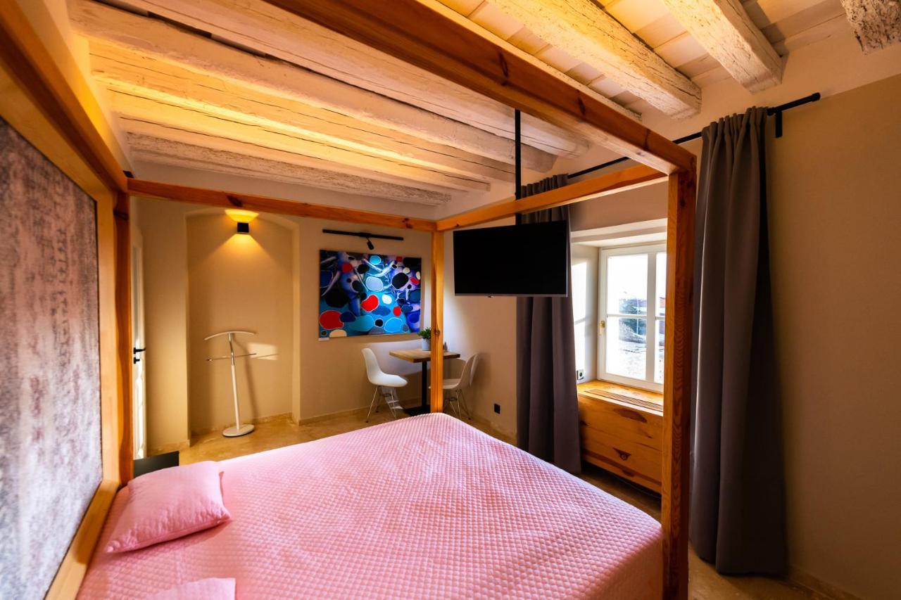 Hotel Desatero Mikulov Eksteriør bilde
